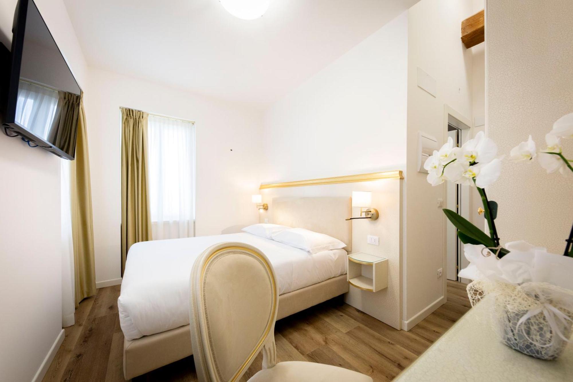 Hotel Ai Dogi Palmanova Exterior photo